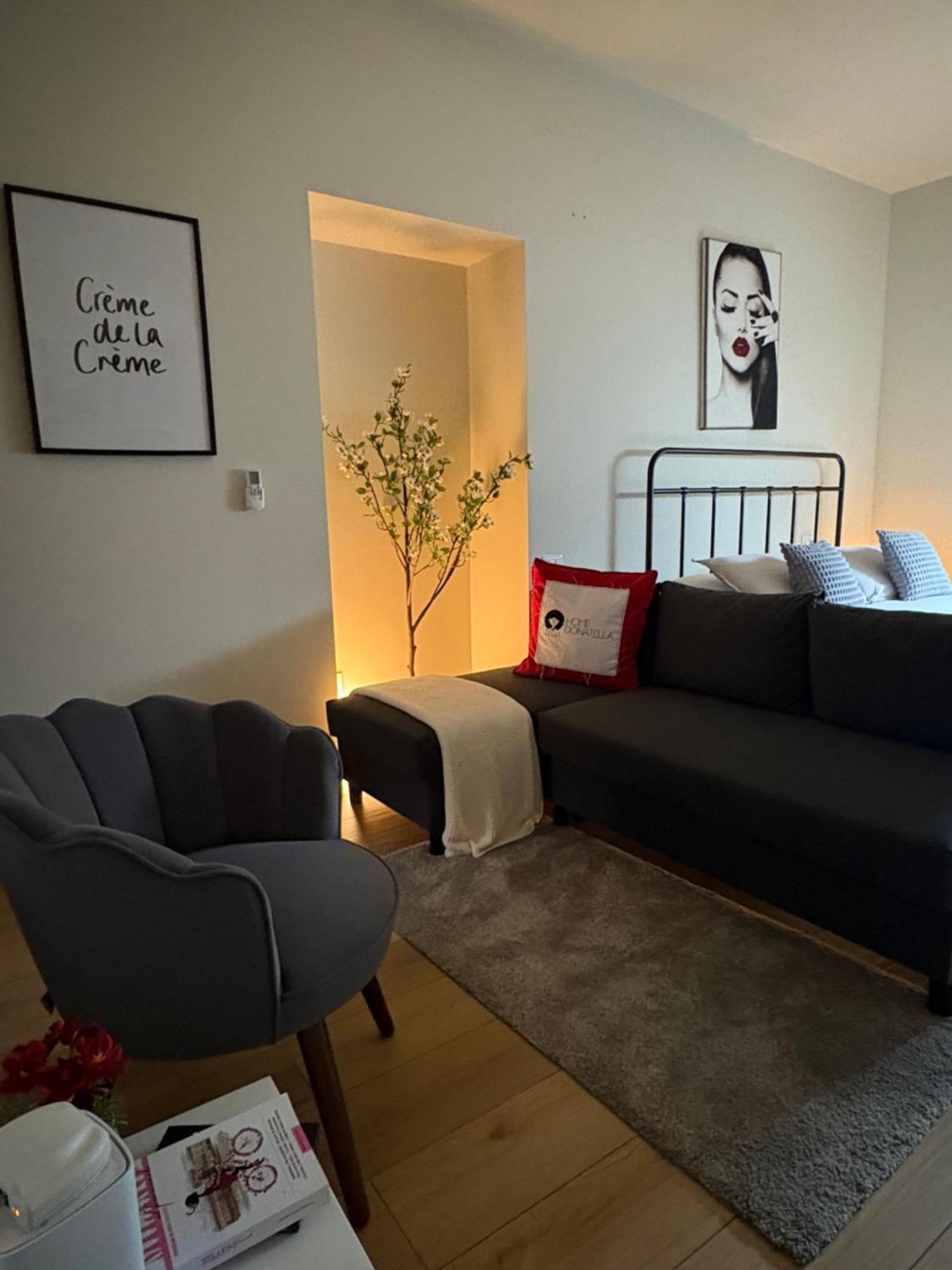Home Donatella كورمانو المظهر الخارجي الصورة